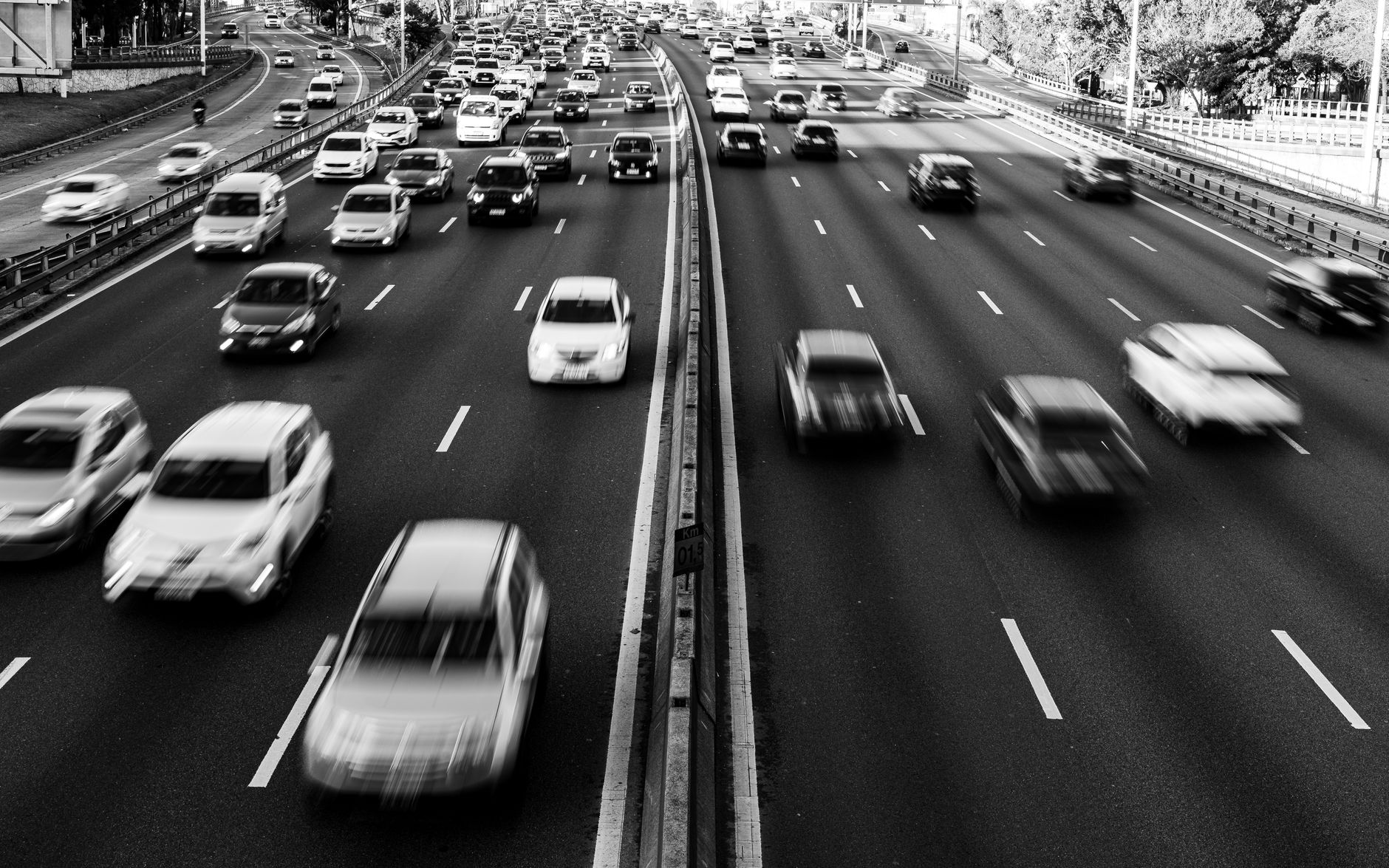When a Traffic Ticket Is Worth Fighting: How a Traffic Lawyer Decides